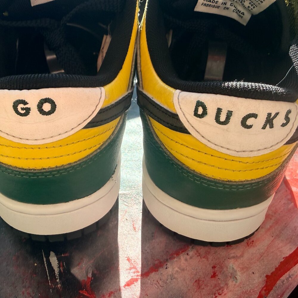 Woman’s Nike Dunk Low - University of Oregon (Go Ducks) Sz - 9